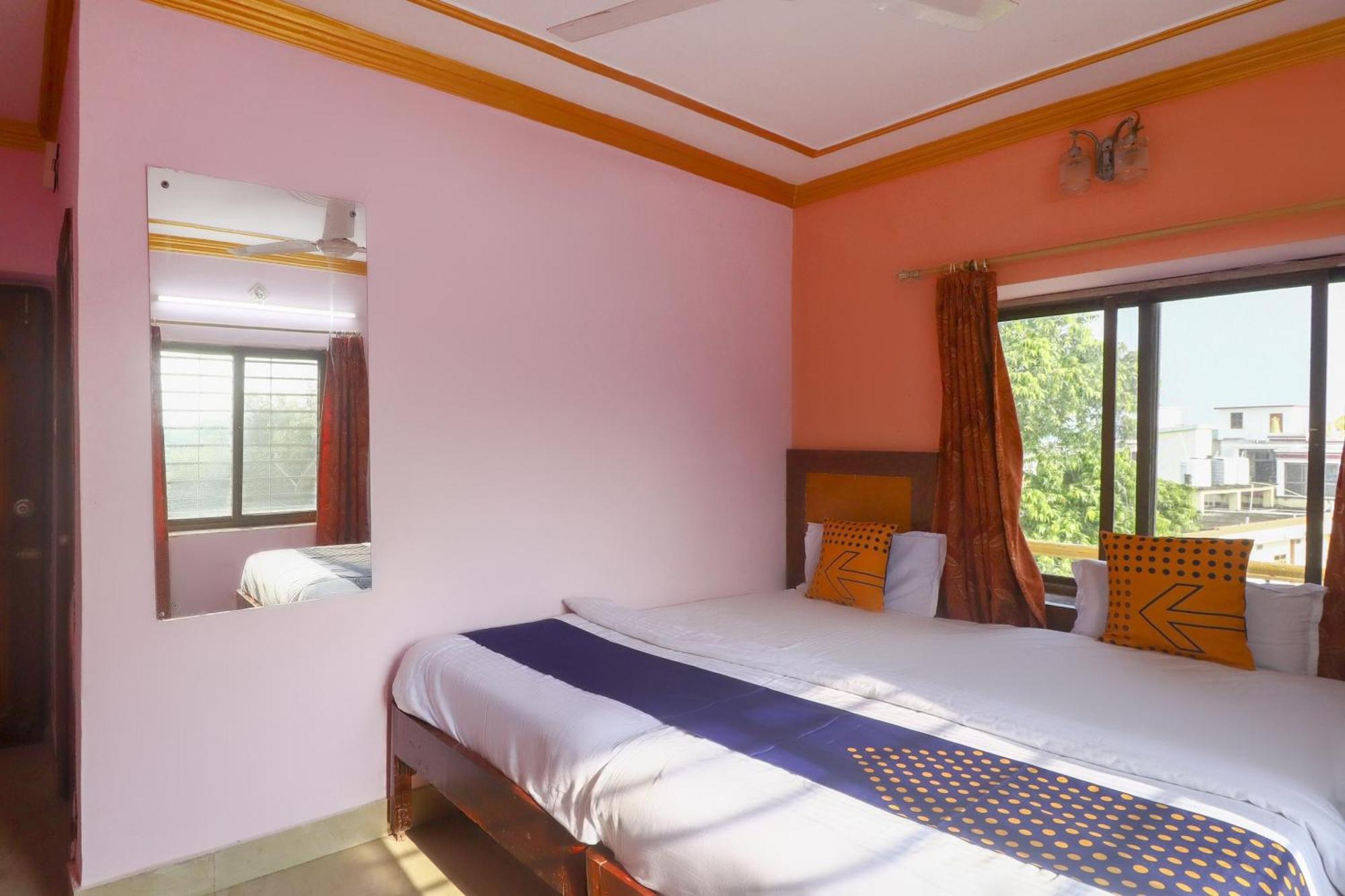 SPOT ON 75963 Hotel Prince Bodh Gaya Exterior foto